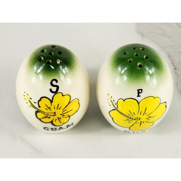 Salt & Pepper Shakers Guam Souvenir Egg Shaped 80s Ceramic Glazed 2 3/4" Vintage - Picture 4 of 13
